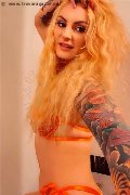 Ferrara  Larissa 376 20 53 675 foto selfie 5